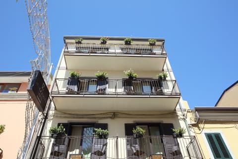 Hotel San Giovanni, Front of property