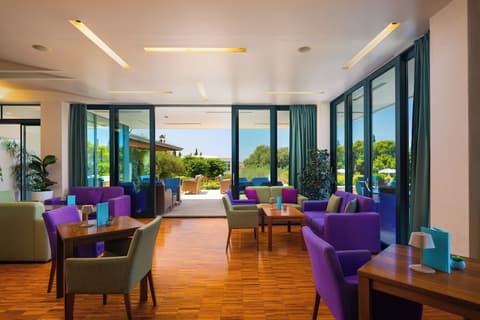 Aminess Vival Velaris Resort, Lobby