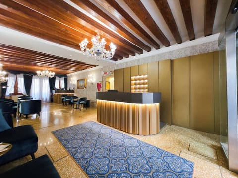 Hotel Al Duca Di Venezia, Reception