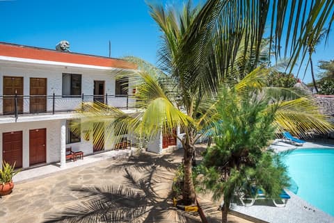 PrideInn Hotel Nyali, Outdoor pool