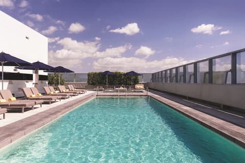 The Ritz-Carlton, Los Angeles, Pool