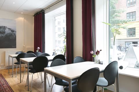 Hotel Copenhagen, Breakfast area