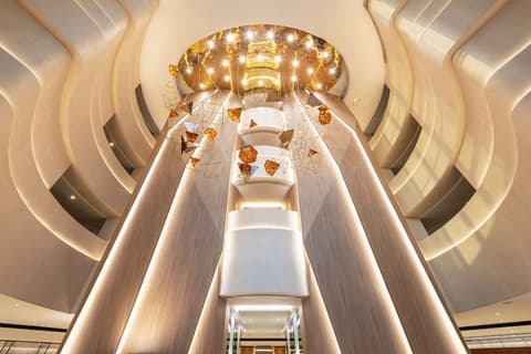 Sheraton Mall of the Emirates Hotel, Dubai, Lobby