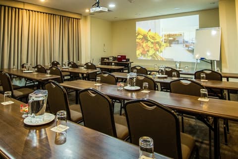 Girasoles Hotel, Meeting facility