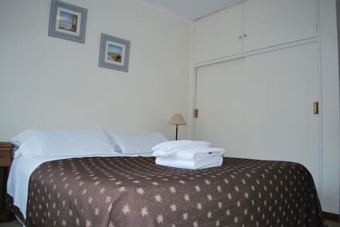 Gran Madryn, Room