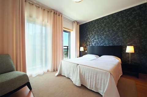 Real Marina Residence, Room