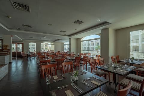 JAZ Neo Sharks Bay, Restaurant