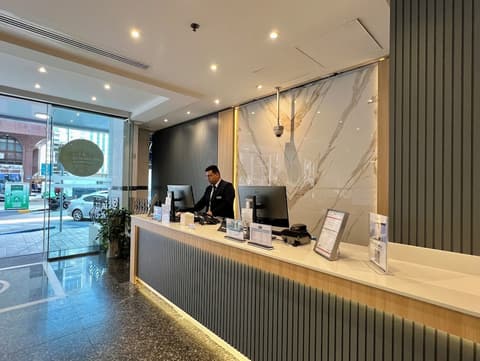 Uptown Hotel Apartments Abu Dhabi by Gewan, Reception