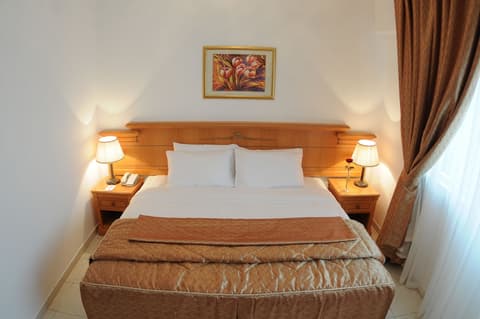 Uptown Hotel Apartments Abu Dhabi by Gewan, Room