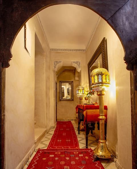 Riad Al Jana, Interior entrance