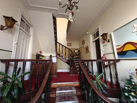 Mirasol Guesthouse, Interior entrance