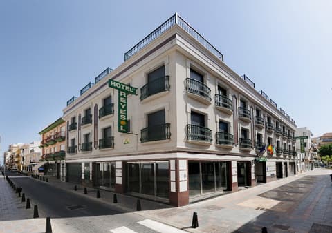 Hotel Reyesol, Exterior