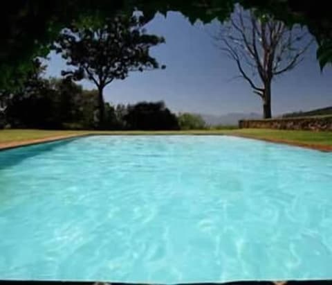 Kings Walden Garden Manor