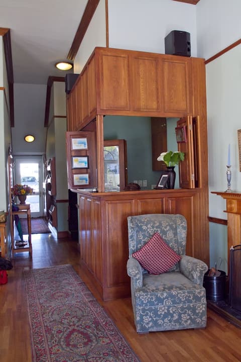 Eendracht Hotel, Interior entrance