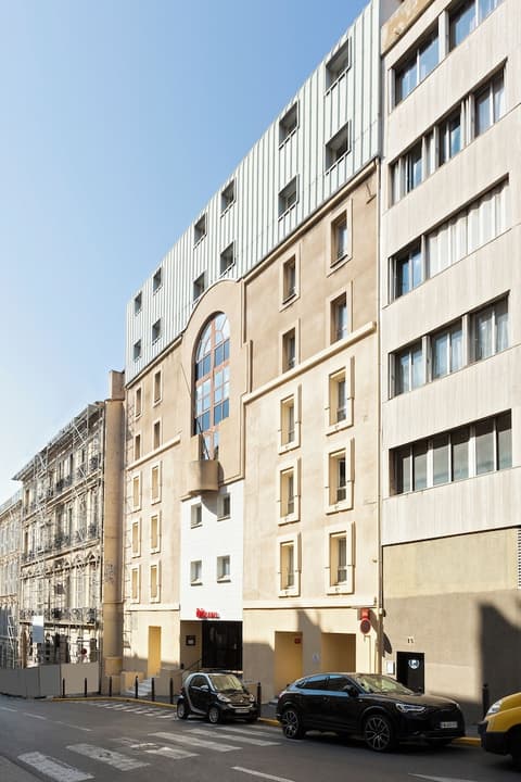 Ibis Marseille Centre Préfecture, Terrace/patio