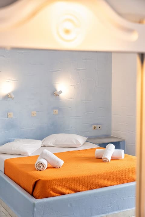 Stratos Studios & Apartments