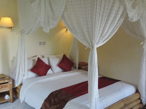 Nick's Hidden Cottages