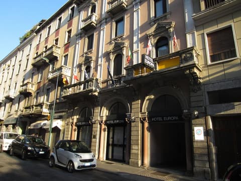 Hotel Europa, Front of property