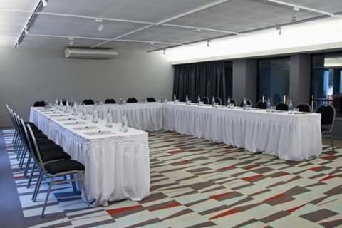 Monserrat Apart Hotel, Meeting facility