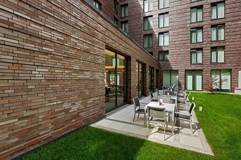 Hampton by Hilton Berlin City West, Terrace/patio