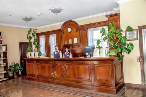 Optima Collection Kamianets-Podilskyi, Reception