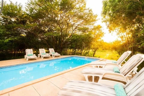 Leopard Walk Lodge, Pool