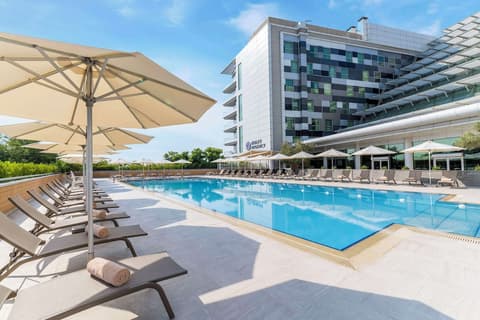 Hyatt Regency Oryx Doha, Pool