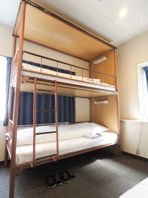 Sakura Hotel Jimbocho - Hostel, Room