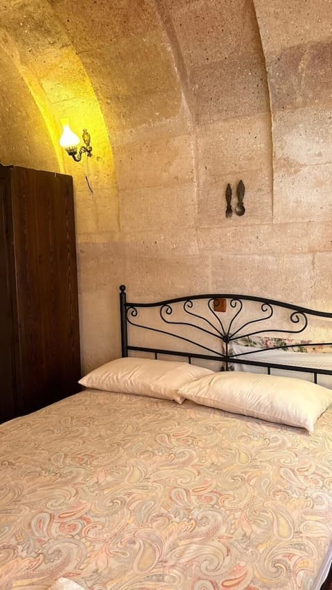 Nature Park Cave Hotel