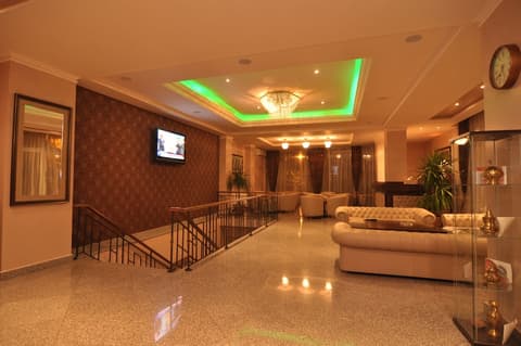 Hotel Megalos