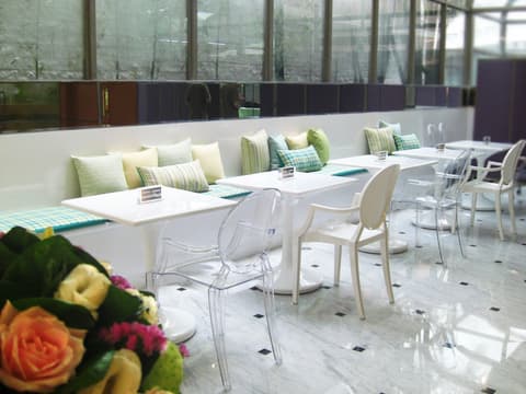 Hotel Riverview Taipei, Bar (on property)