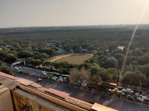 Crowne Plaza Hotel New Delhi Okhla by IHG, Terrace/patio