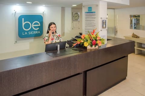 Hotel be La Sierra, Lobby