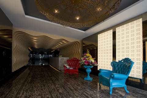 Venue Hotel, Lobby