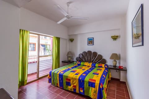 Suites Plaza del Rio - Family Hotel Malecon Centro
