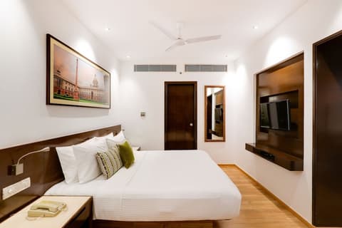 Lemon Tree Premier 1, Gurugram, Room