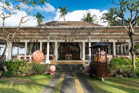 Nirwana Beach & Resort