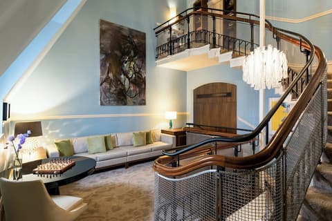 St. Pancras London, Autograph Collection ®