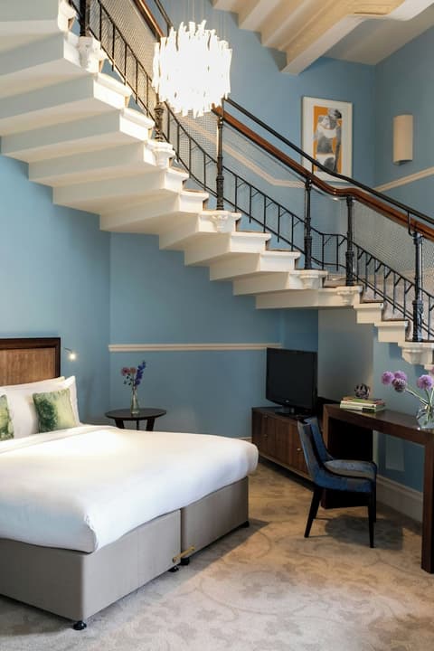 St. Pancras London, Autograph Collection ®