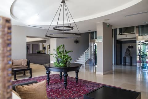 Grand Hotel Villa Itria, Interior entrance