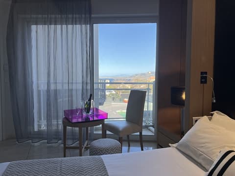 Hotel Revellata, Room