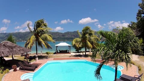 L Habitation Cerf Hotel, Outdoor pool