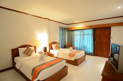 First Bungalow Beach Resort, Room