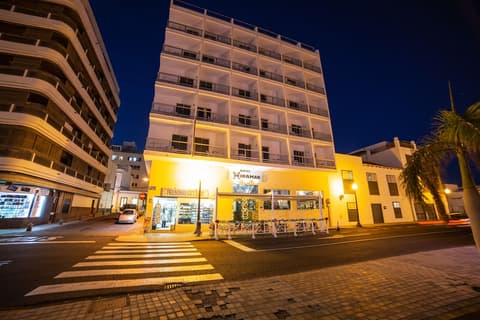 Hotel Miramar, Front of property - evening/night