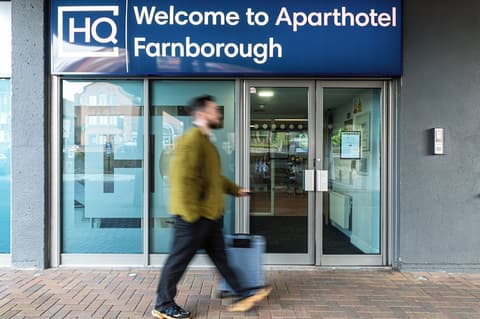 HQ Aparthotel Farnborough