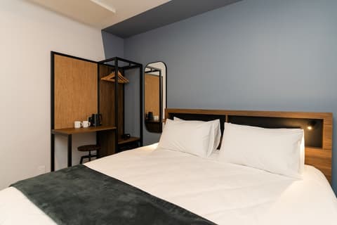 Haka House Auckland City, Room