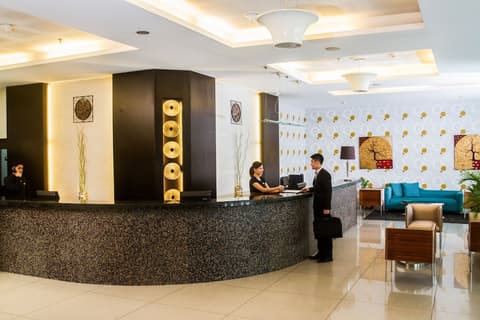 Diamond Suites and Residences