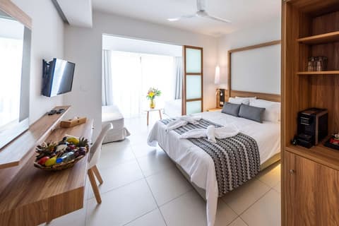Kiani Beach Resort Family