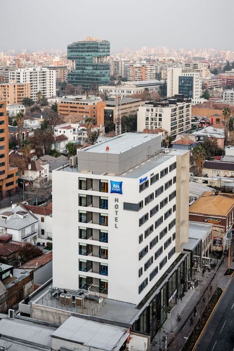 Ibis Budget Santiago Providencia, Exterior detail