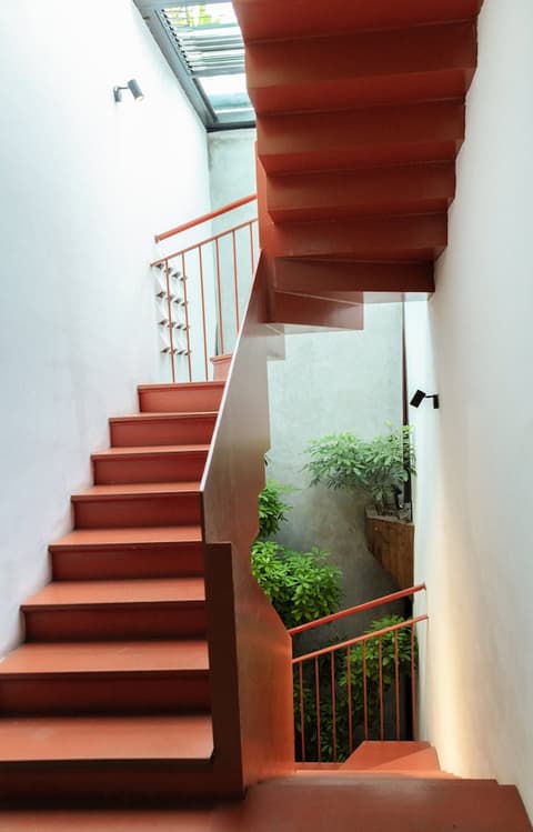 Draha Halong Hotel - Serenity, Charm and Nature - Preferred by Western Travelers